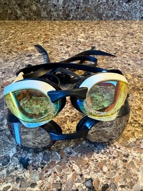 Set of 2 Arena Mirrored Lens Swim Goggles - White & Black
